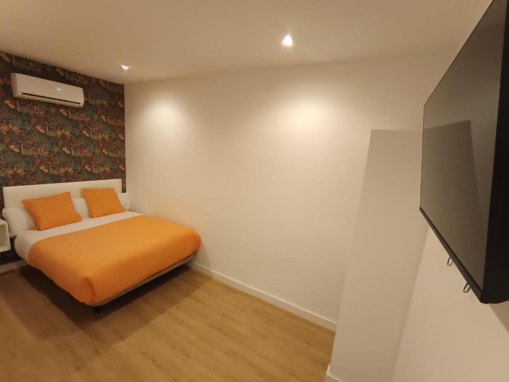Double Room Private Bathroom